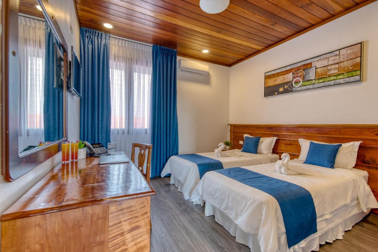 Swans Cay Hotel Bocas Town Dış mekan fotoğraf