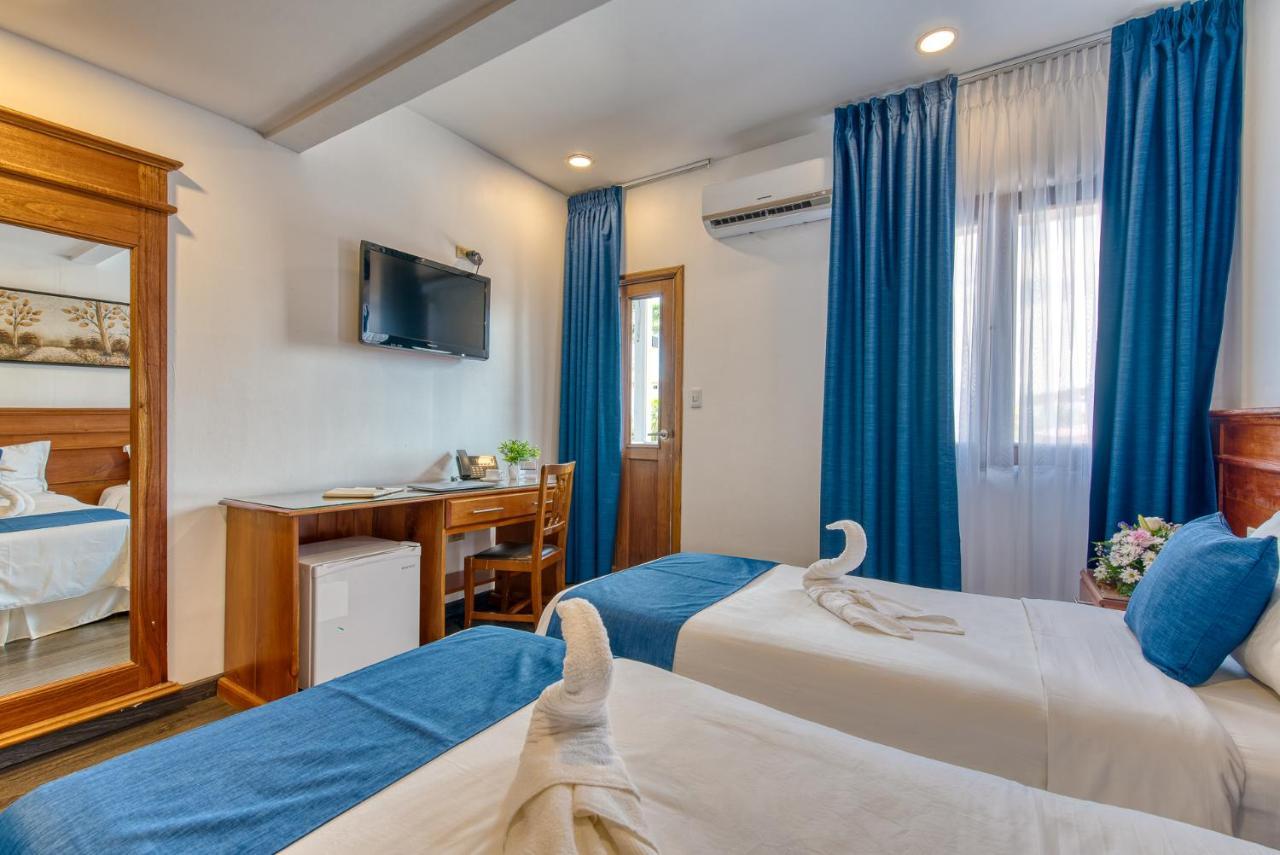 Swans Cay Hotel Bocas Town Dış mekan fotoğraf