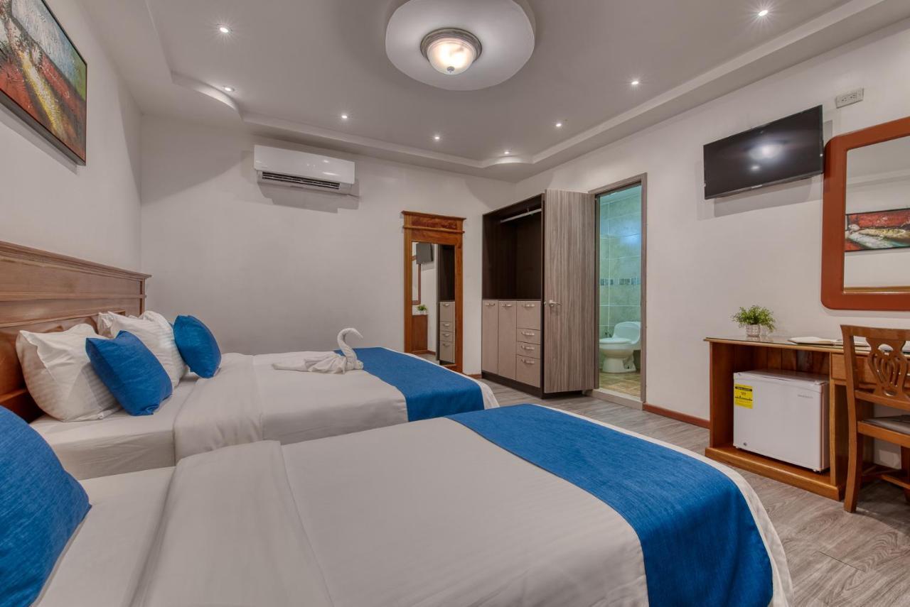 Swans Cay Hotel Bocas Town Dış mekan fotoğraf