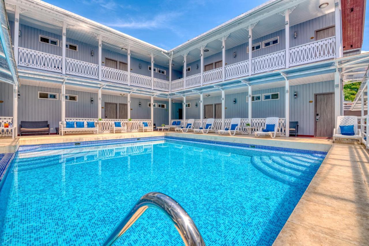 Swans Cay Hotel Bocas Town Dış mekan fotoğraf