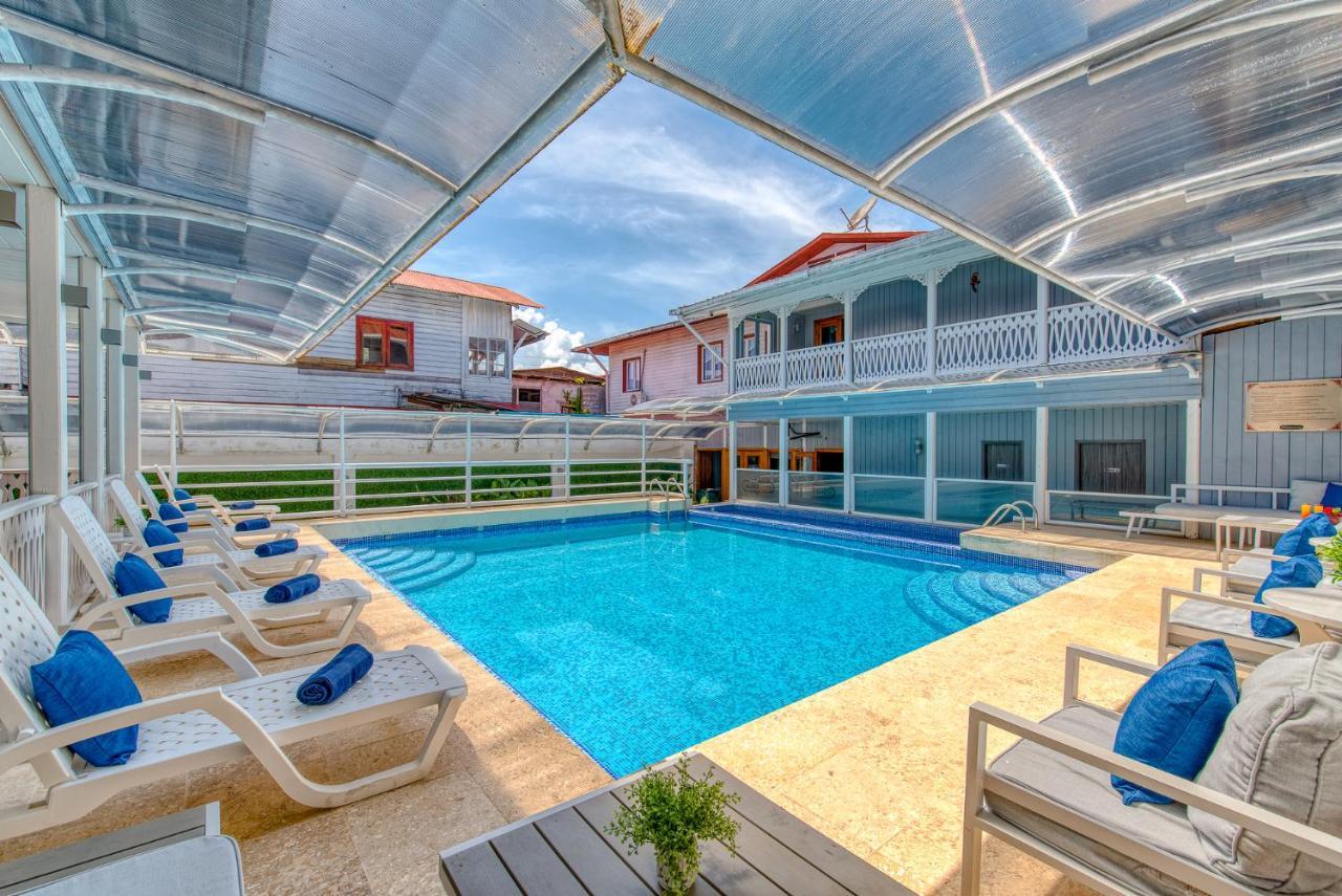 Swans Cay Hotel Bocas Town Dış mekan fotoğraf